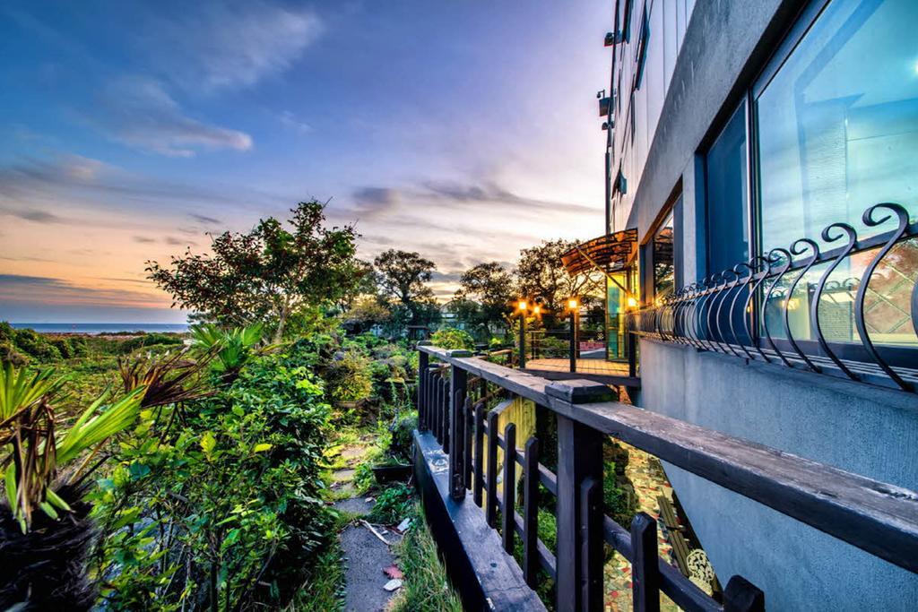 Olleyo Resort Seogwipo Exterior photo