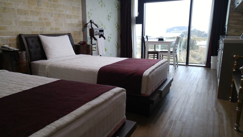 Olleyo Resort Seogwipo Exterior photo